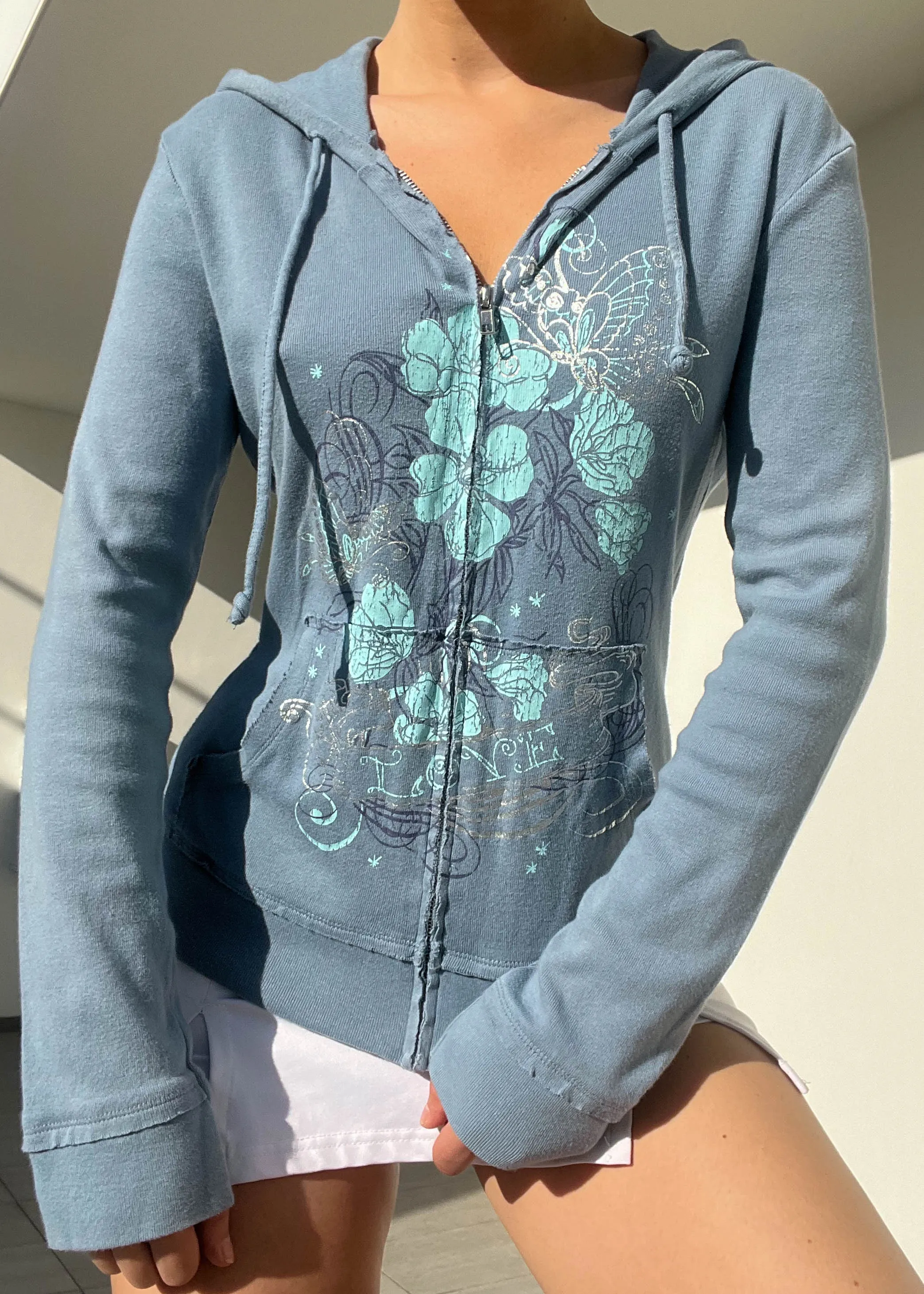 L.e.i Blue Graphic Zip Hoodie (S-M)