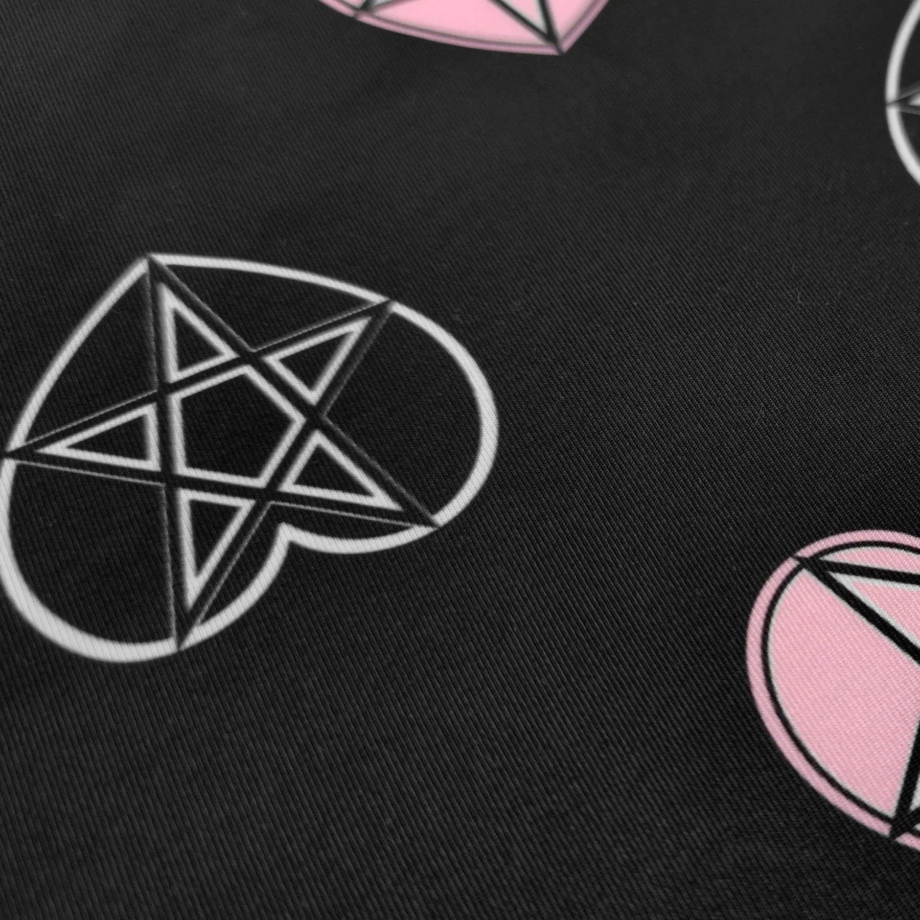Punk Gothic Pink Heart Printed Dress Graphic, Coolest Fishnet LongSleeve Vestidos For Women