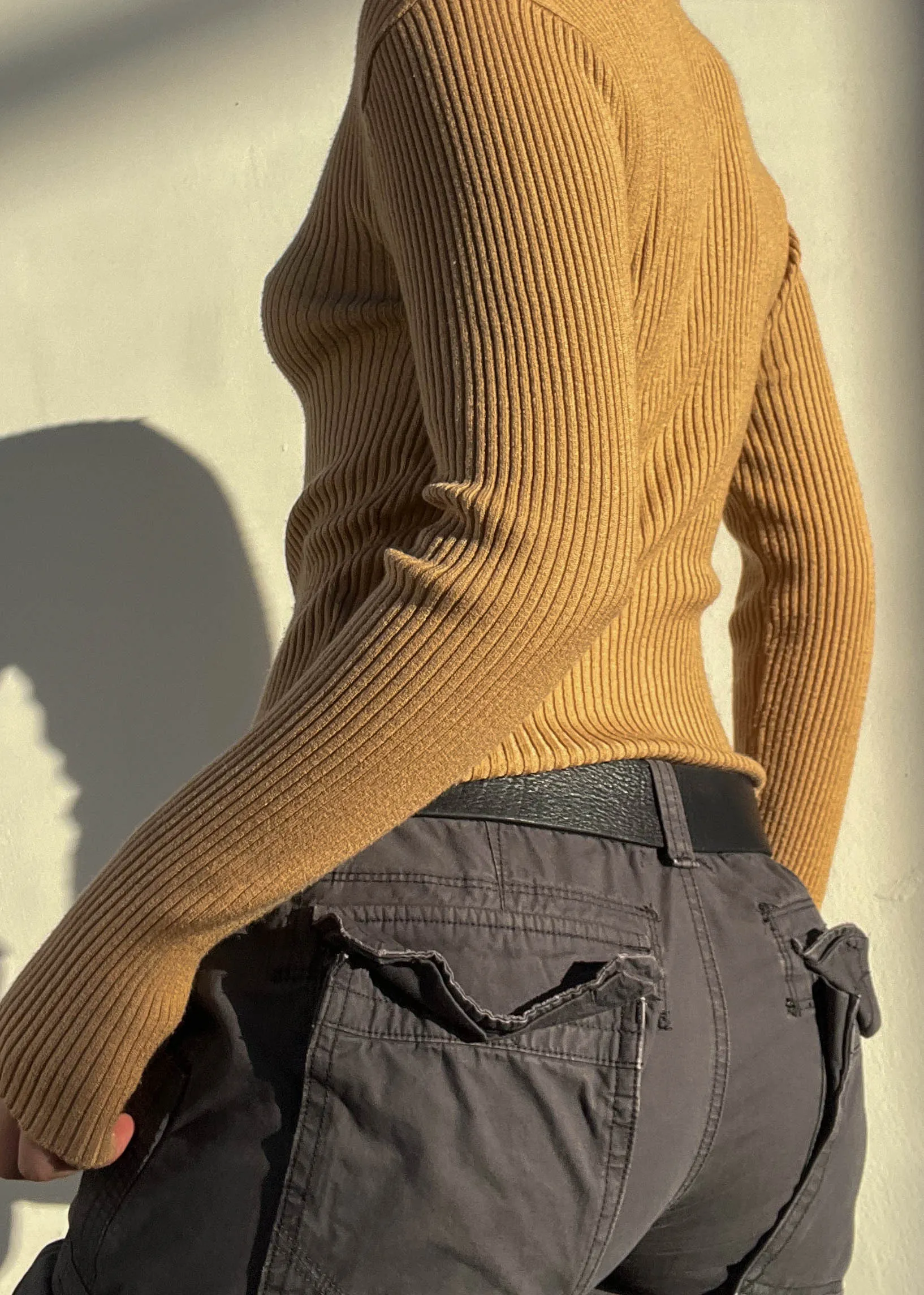 Tan Double Zip Knit (S/M)