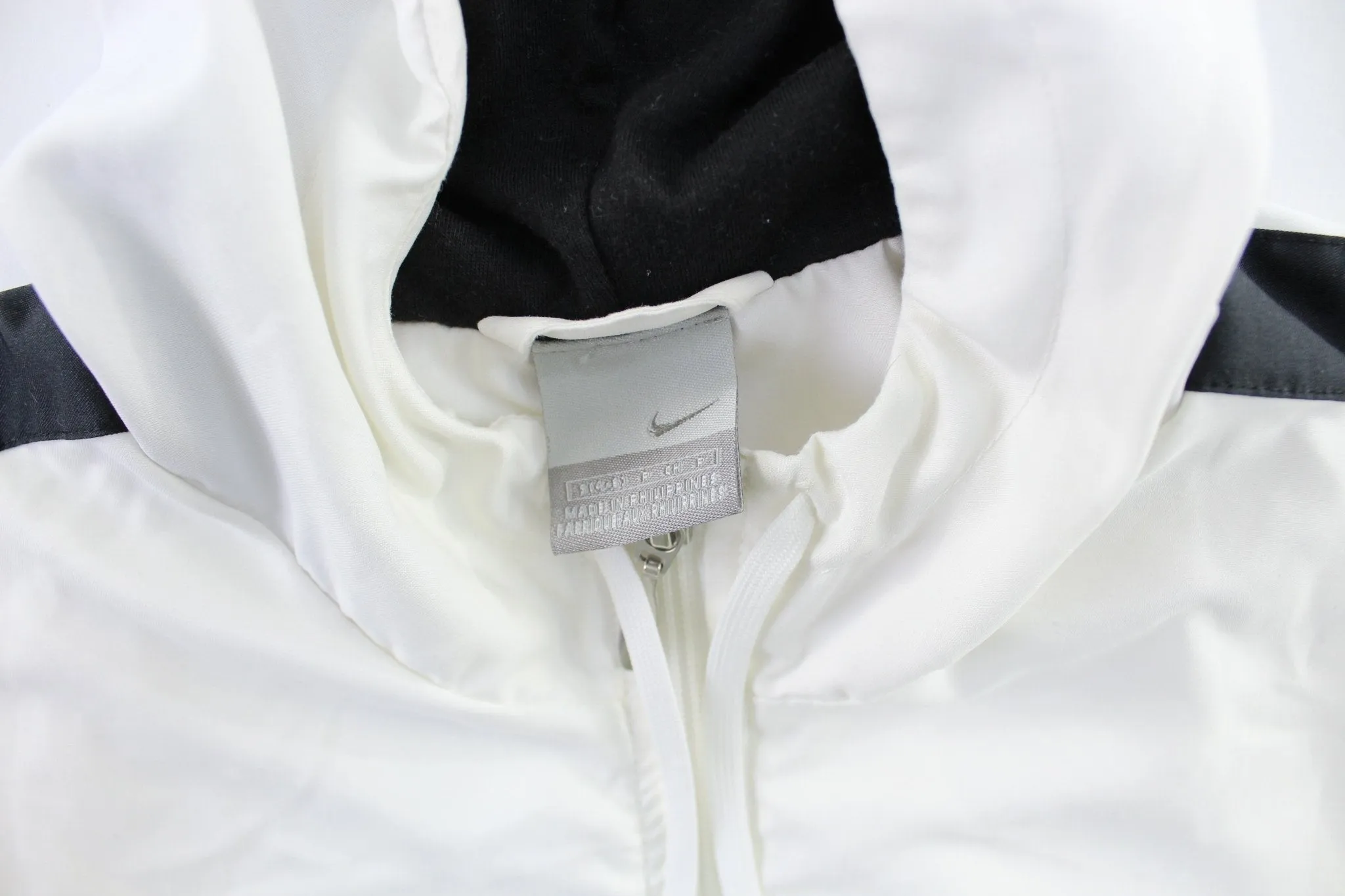 Women's Y2K Nike Embroidered Logo Black & White Zip Up Jacket
